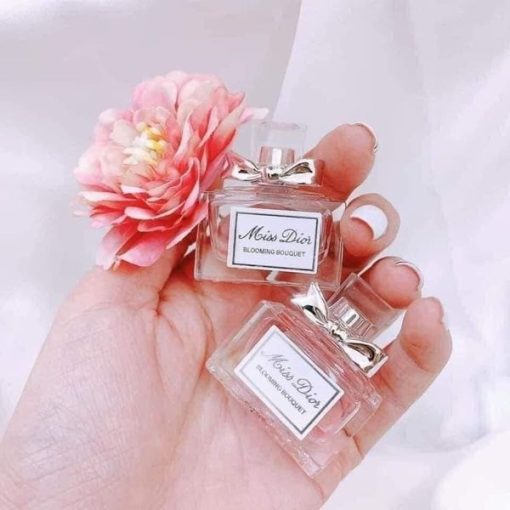 Nước hoa mini MISS DIOR BLOOMING BOUQUET