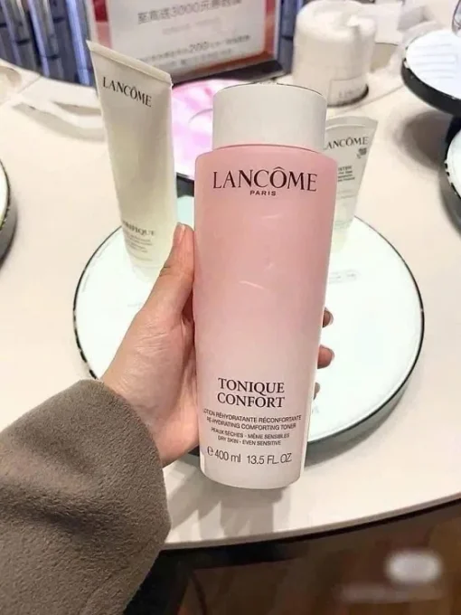 nuoc hoa hong Lancôme Tonique Confort 1
