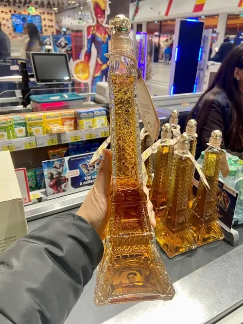 Ruou Whisky thap Eiffel 2