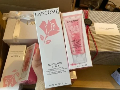 Tay da chet Lancôme Rose Sugar Scrub 100ml 1