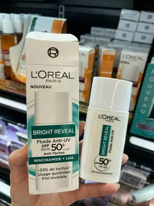 Kem chống nắng Bright Reveal Loreal 3