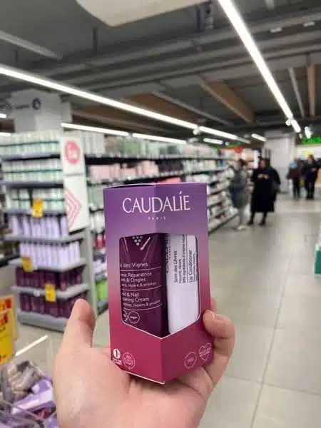 Set kem tay và son dưỡng Caudalie 1