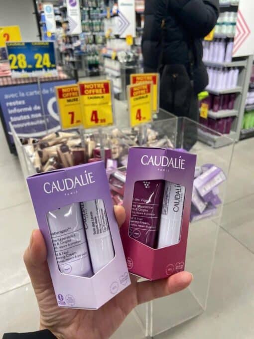 Set kem tay và son dưỡng Caudalie 3