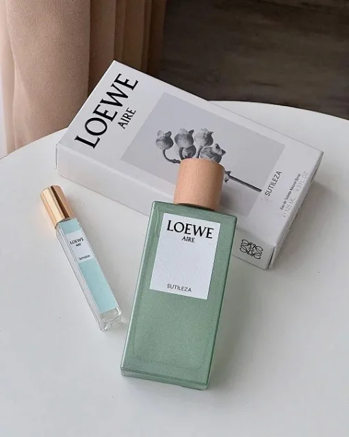chai chiet Loewe Aire Sutileza 3