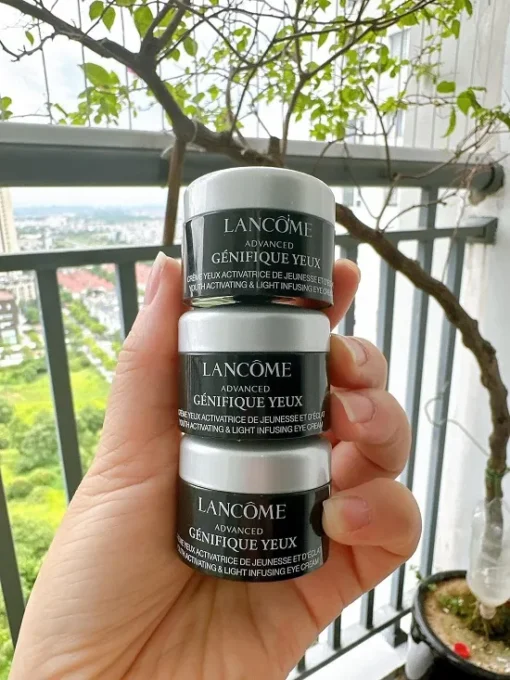 kem mat Advanced Génifique Yeux Lancôme tach set 1