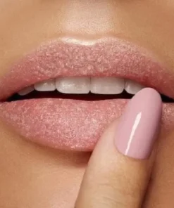 tay da chet moi Kiko Lip Scrub 2