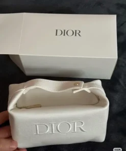 tui Dior mini tách set my pham hang limited 1