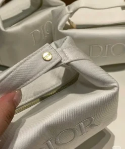 tui Dior mini tách set my pham hang limited 2