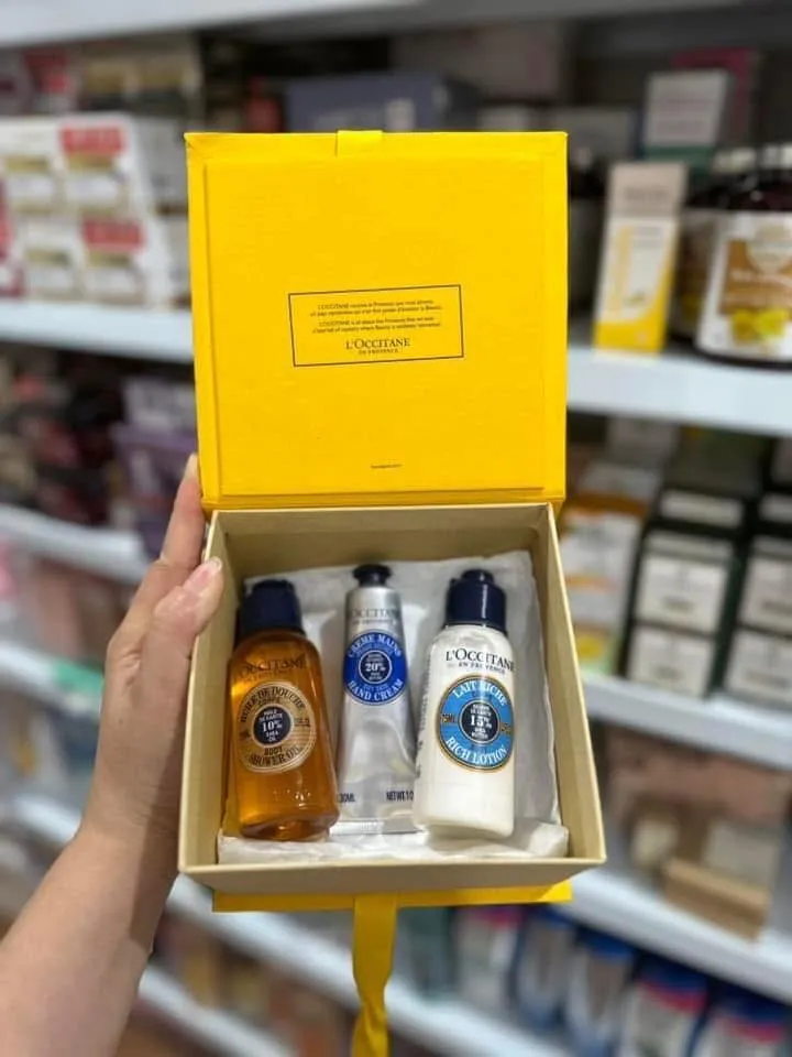 Set Mini Loccitane Mes essentiels Douceur dòng bơ hạt mỡ Karite best-sellers của hãng - Ảnh 3