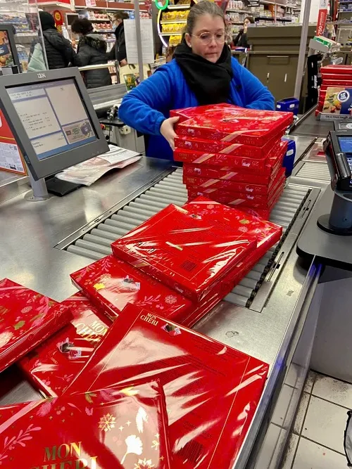 Socola Mon Cheri hop 25 vien 4