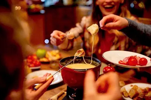 lau Phomai tan chay Richesmonts 5